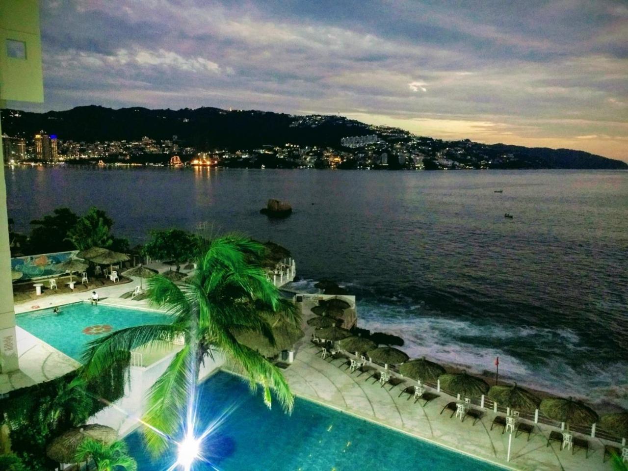 Suite Select Torres Gemelas Acapulco Bagian luar foto