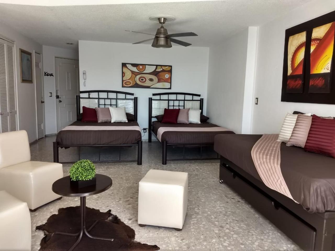 Suite Select Torres Gemelas Acapulco Bagian luar foto