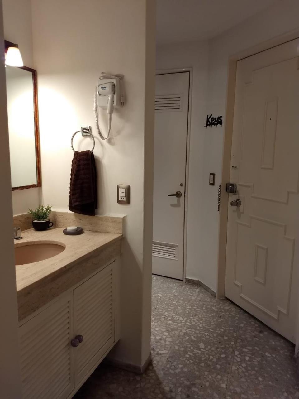 Suite Select Torres Gemelas Acapulco Bagian luar foto